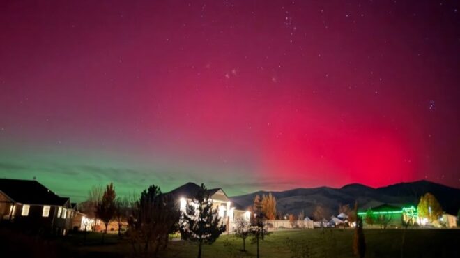 νυχτερινό-υπερθέαμα-πάνω-από-τις-ηπα-λ-563916229