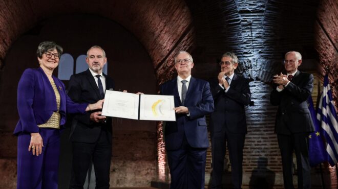 το-βραβείο-αυτοκράτειρα-θεοφανώ-απ-563910124