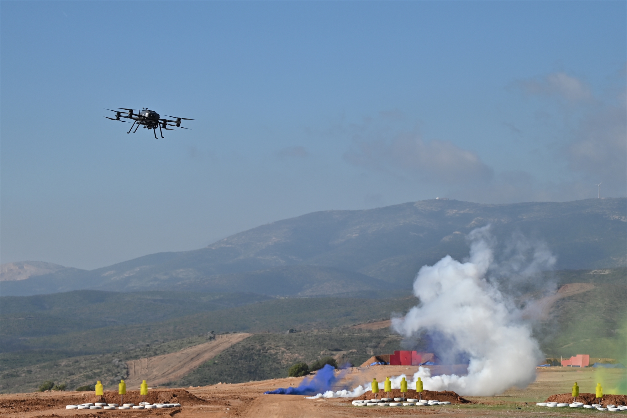 Πρώτη άσκηση με ελληνικά drones-4