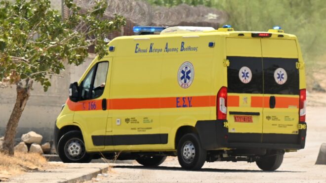 χαλκίδα-ι-χ-παρέσυρε-μητέρα-που-πήγαιν-563937982