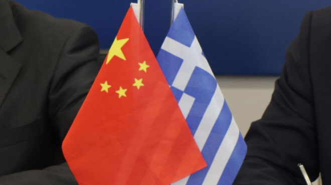 θεωρείο-δύο-φιλοκινέζοι-563936296