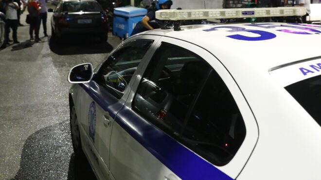 συμπλοκή-ανηλίκων-στη-βάρκιζα-δύο-τ-563937532