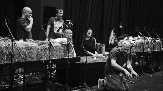 με-τη-γλώσσα-των-ήχων-563907796