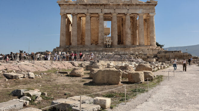 οι-ελληνες-βαθμολογούν-τι-δείχνει-η-πρ-563929996