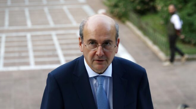 χατζηδάκης-για-ελτα-θα-εξηγηθεί-το-πρό-563900302