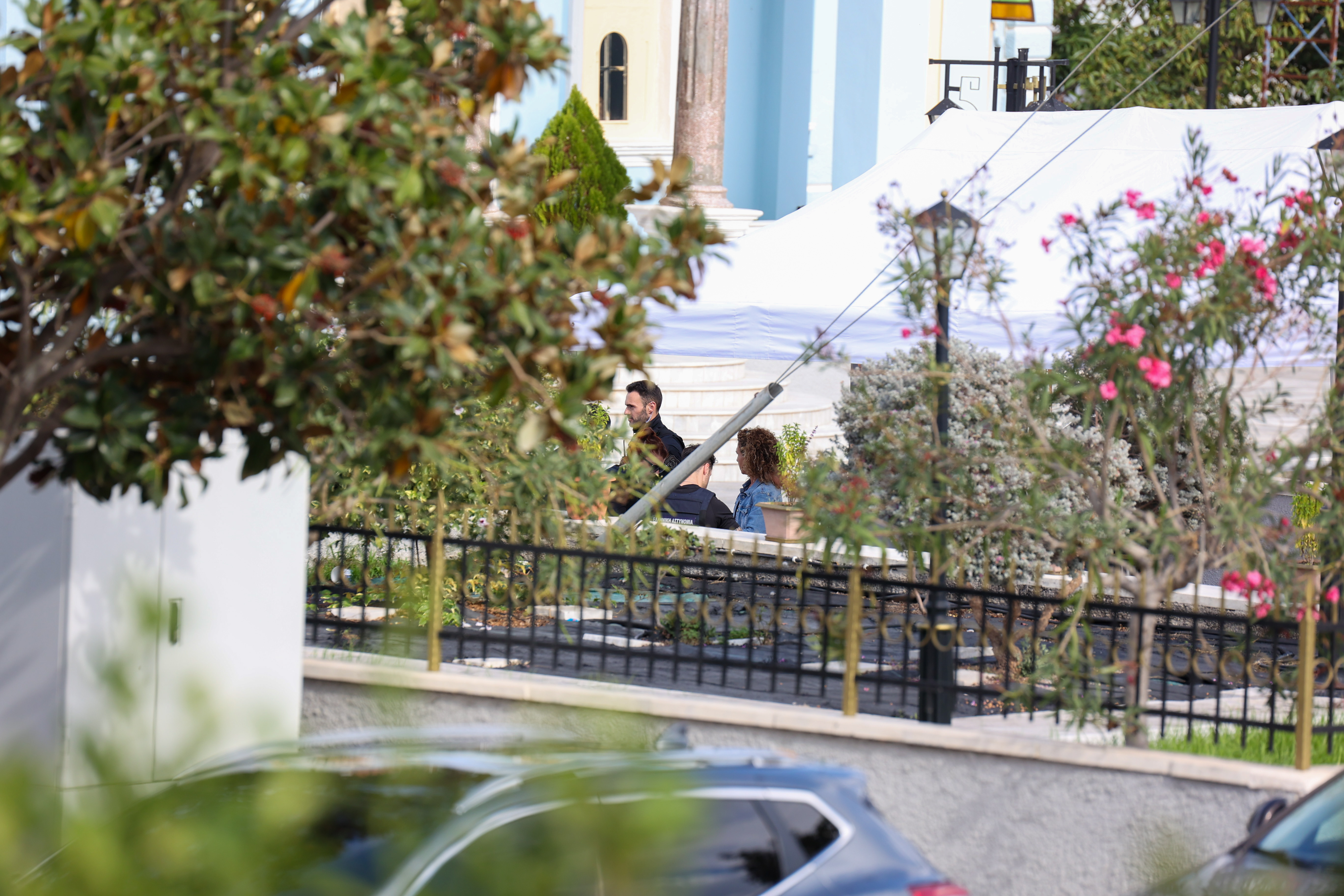 Χανιά: Με ανιχνευτή μετάλλων και drone η κηδεία της 56χρονης που σκοτώθηκε στα Βορίζια-2