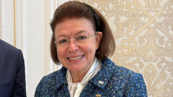 εντός-και-εκτός-αρχαία-στο-κογκρέσο-απ-563936278