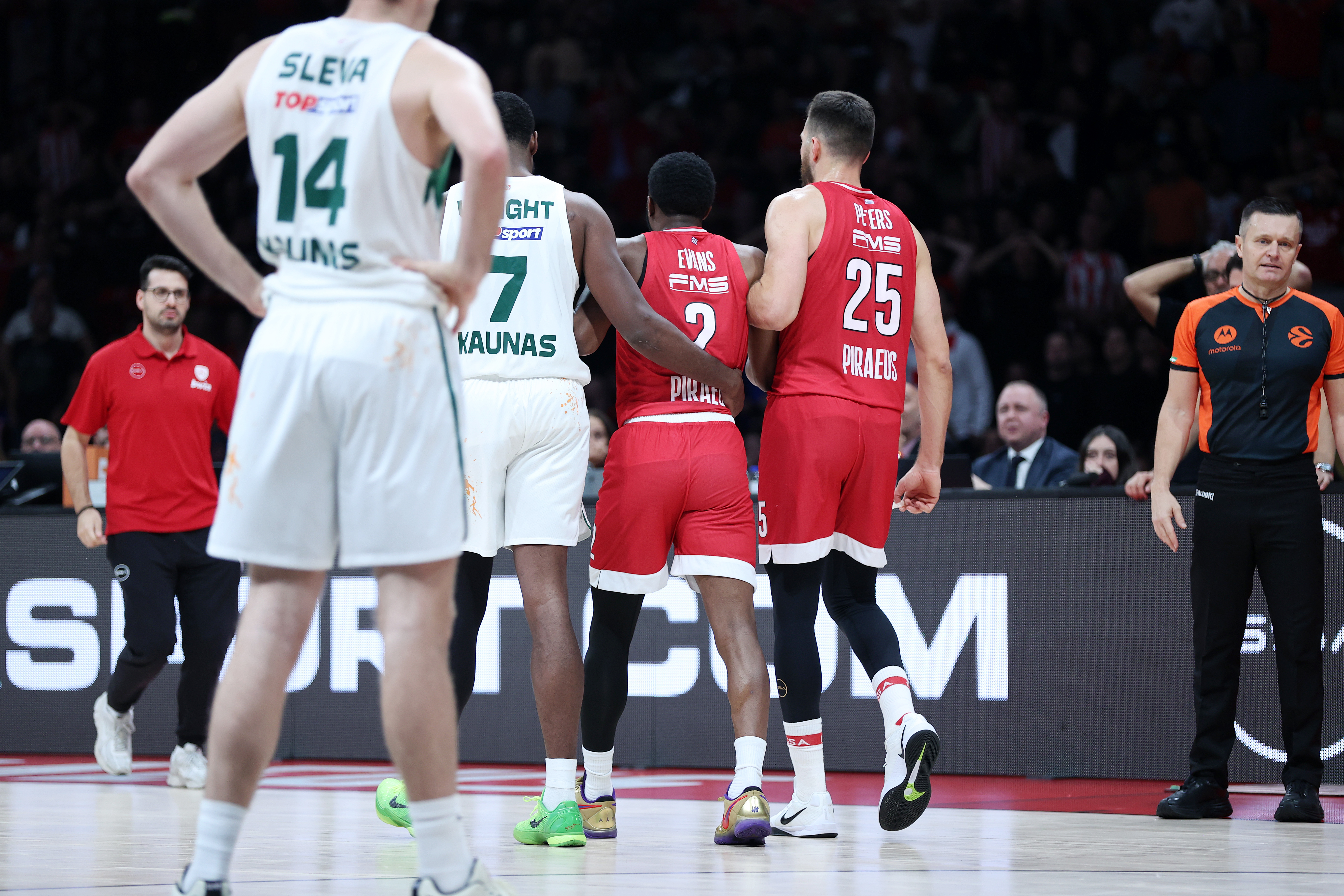 Ολυμπιακός: Ατυχος ο Εβανς – Τραυματίστηκε ξανά και πάγωσε το ΣΕΦ-2