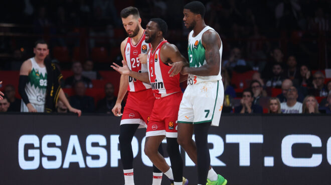 η-πρώτη-ανάρτηση-του-εβανς-μετά-τον-τρα-563919394