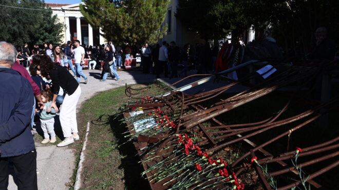 επεισόδια-στο-πολυτεχνείο-τραυματί-563923849