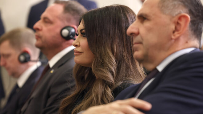 στην-ουκρανική-πρεσβεία-στην-αθήνα-η-κ-563924404