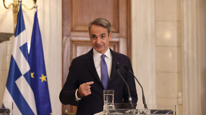 τα-κρυφά-χαρτιά-μητσοτάκη-563943886