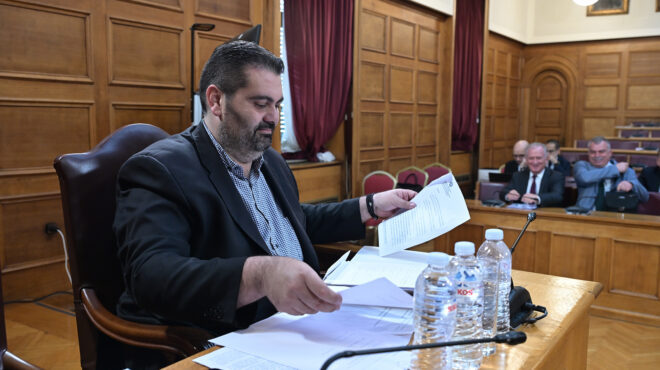 οπεκεπε-πόλεμος-νδ-πασοκ-για-την-κ-563929066