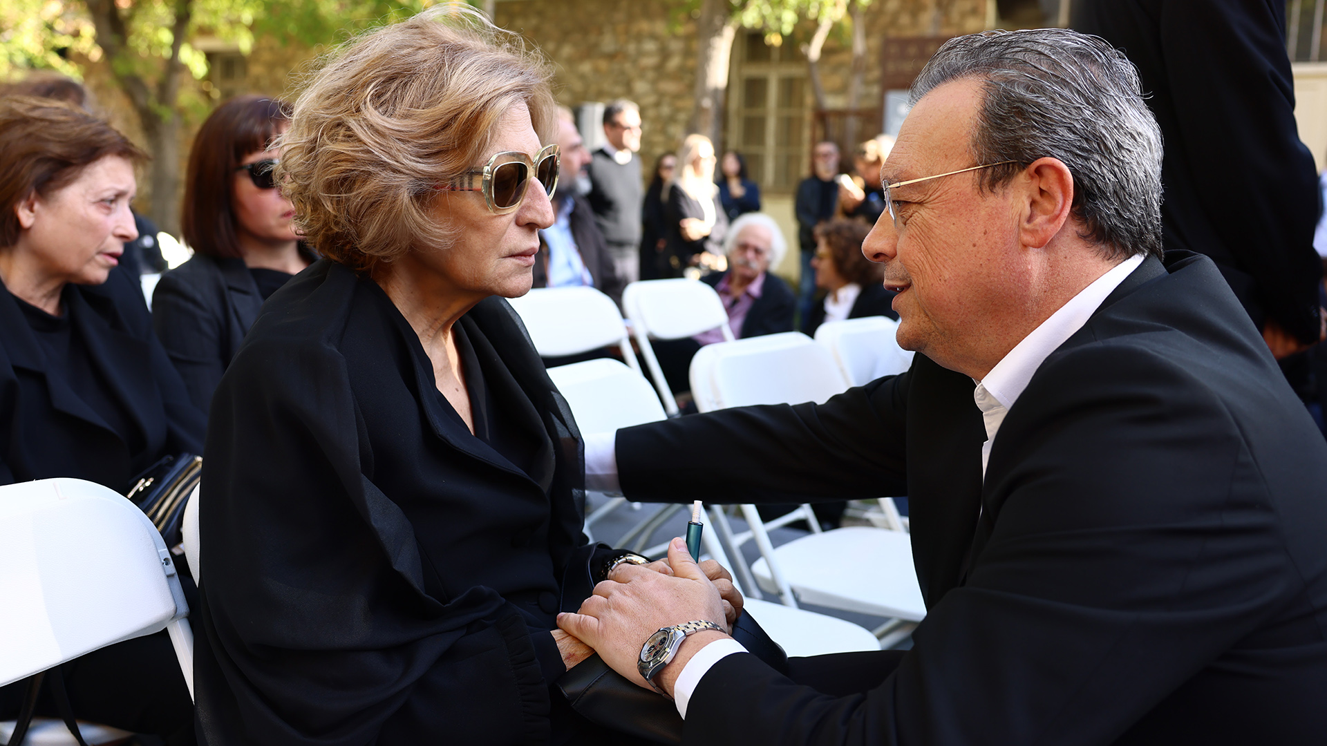 Στο Πάρκο Ελευθερίας το τελευταίο αντίο στον Αλέκο Φλαμπουράρη [φωτογραφίες]-3