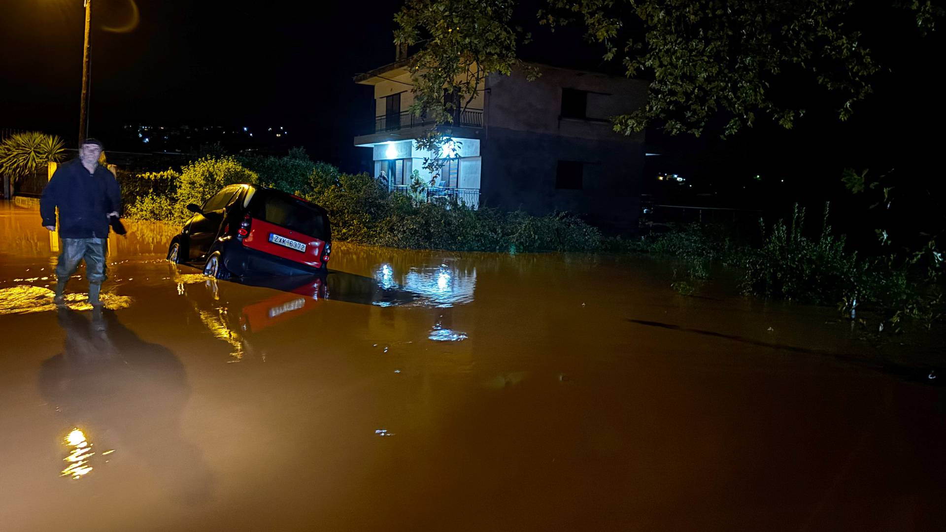 Δυτική Ελλάδα: Τεράστιες καταστροφές από την κακοκαιρία – Κλιμάκιο της Πολιτικής Προστασίας στην Κέρκυρα-1