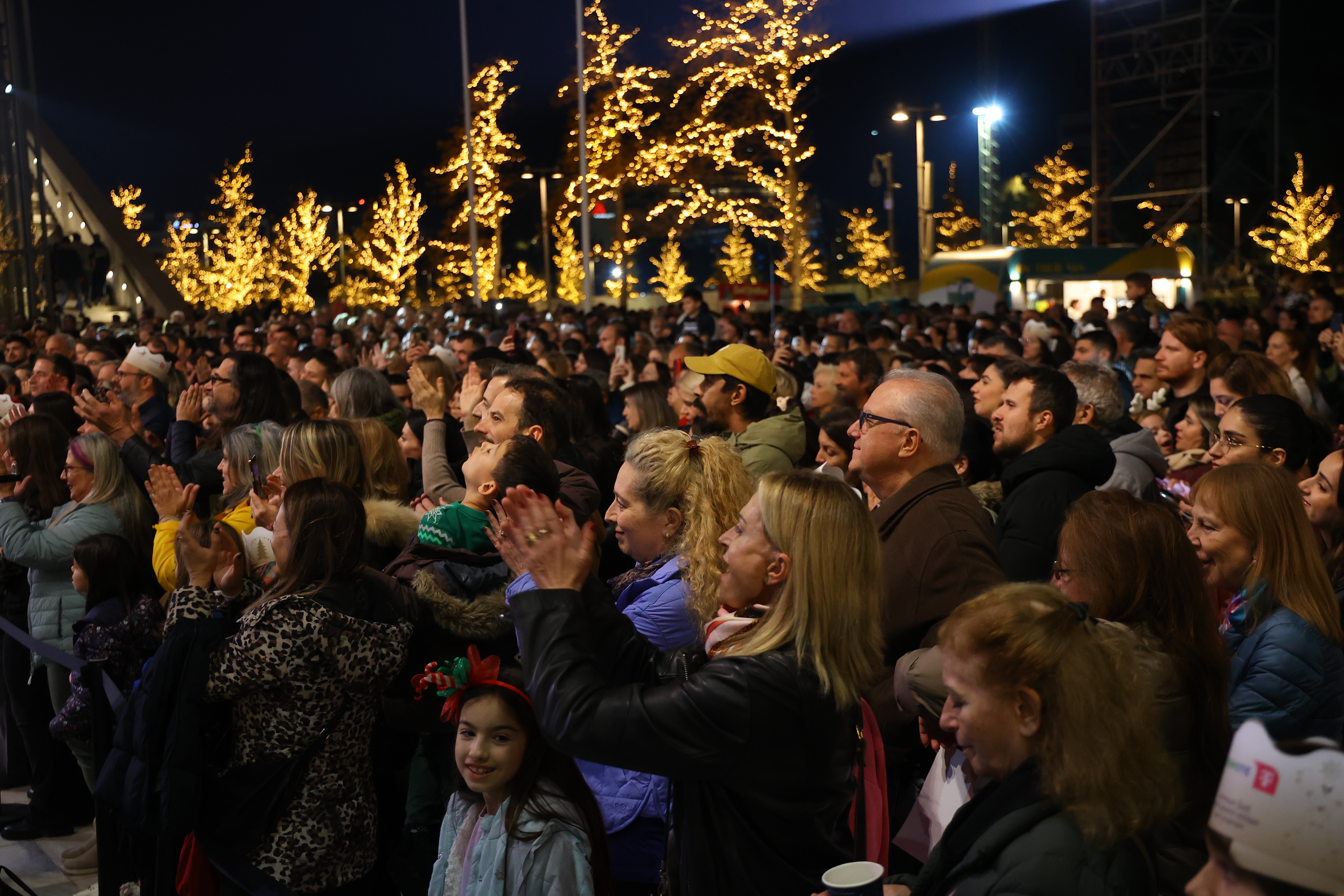 Το Ιδρυμα Σταύρος Νιάρχος υποδέχθηκε τα Χριστούγεννα (εικόνες)-2
