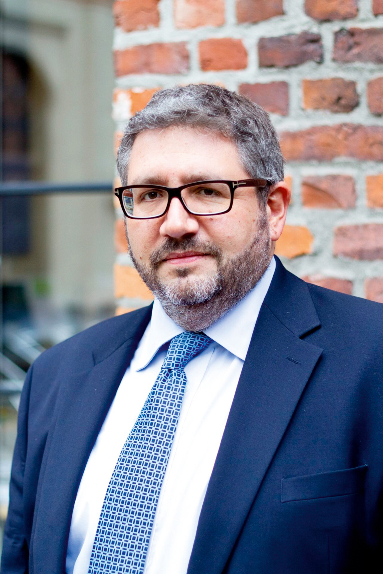 Από think tank Ινστιτούτο και μετά κόμμα-1