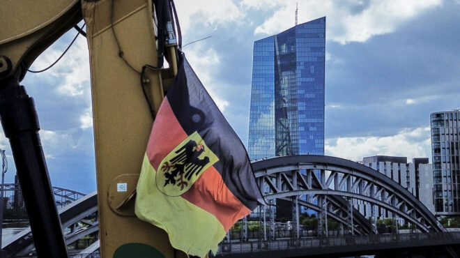 ακμάζει-ο-νότος-της-ευρώπης-προβλήματ-563901787