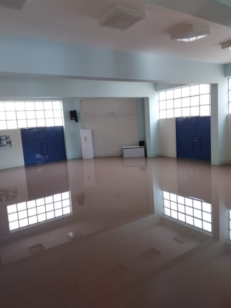 Εικόνες καταστροφής στη Λέσβο – Σπίτια και επιχειρήσεις πλημμύρισαν-4