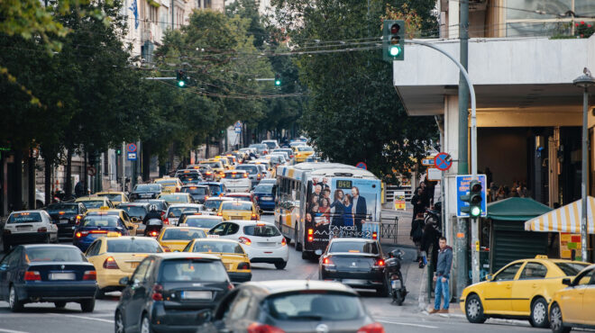 φόροι-12-δισ-ευρώ-πρέπει-να-πληρωθούν-μέ-563941714