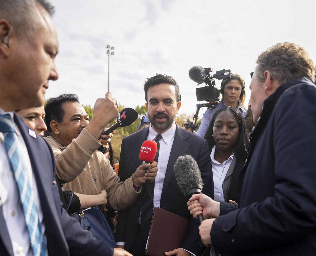 ΗΠΑ: Νέα εποχή Μαμντάνι με προκλήσεις-1