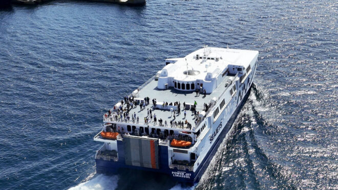 ακτοπλοΐα-γρήγορα-στα-νησιά-μόνο-για-4-563914222