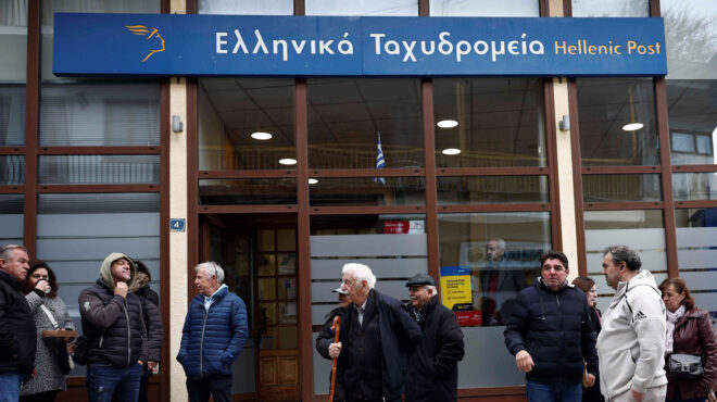 ψάχνουν-λύση-για-τα-καταστήματα-των-ελ-563928937