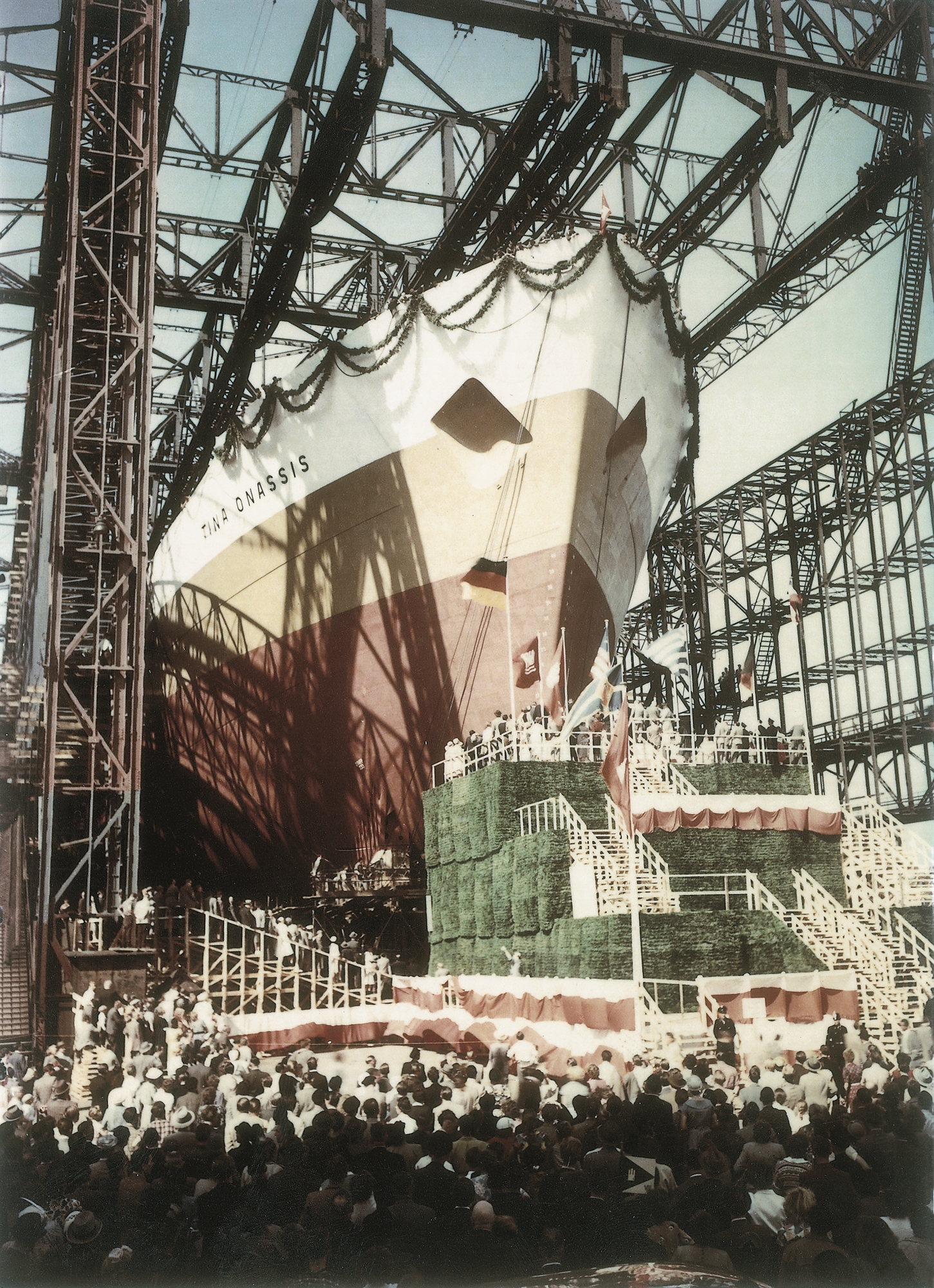 Η Γερμανία σάλπαρε με ελληνικά πλοία-3