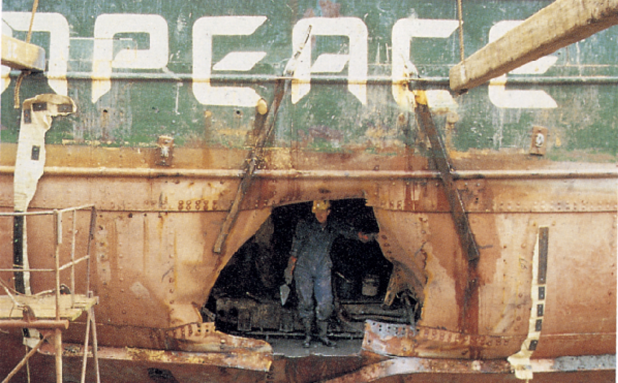 Το πλοίο-σύμβολο του περιβαλλοντικού κινήματος-2