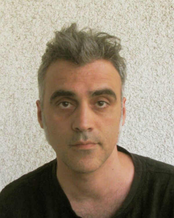 «Ξενάγηση» στα ανοίκεια δωμάτια μνήμης του Ανδρέα Ράγκναρ Κασάπη-1