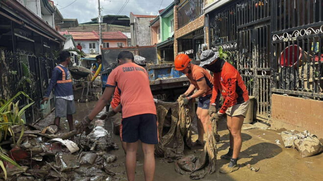 ο-τυφώνας-καλμάγκι-σαρώνει-τη-νότια-563909563