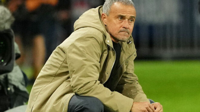 ο-ενρίκε-αλλάζει-την-προπονητική-οπτ-563923402