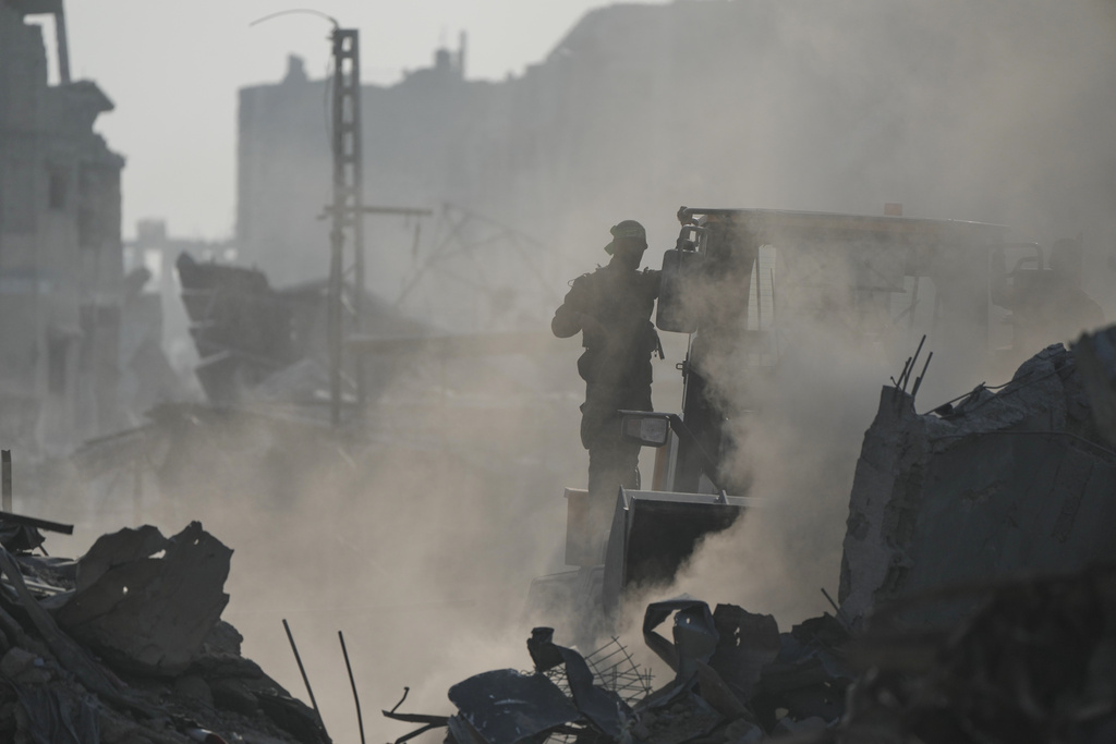 Το Associated Press μέσα στη Γάζα – Τοπίο συντριπτικής καταστροφής μετά από δύο χρόνια πολέμου-6