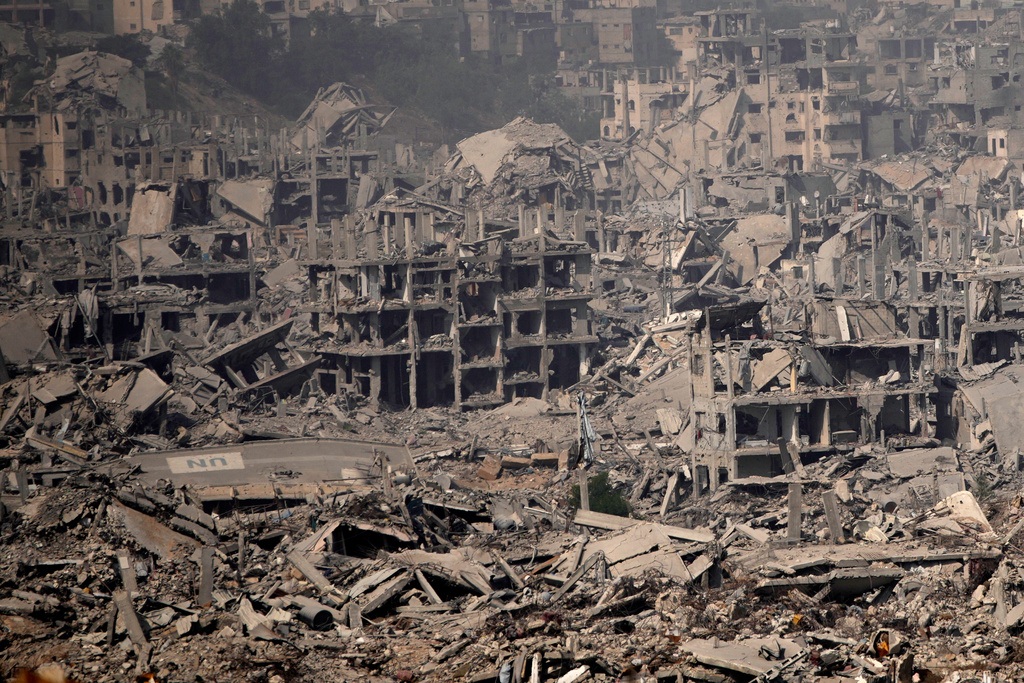 Το Associated Press μέσα στη Γάζα – Τοπίο συντριπτικής καταστροφής μετά από δύο χρόνια πολέμου-3