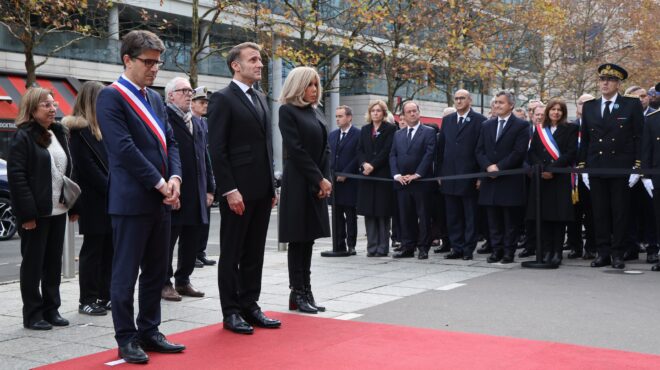 η-γαλλία-θυμάται-ο-μακρόν-για-τα-δέκα-563918746