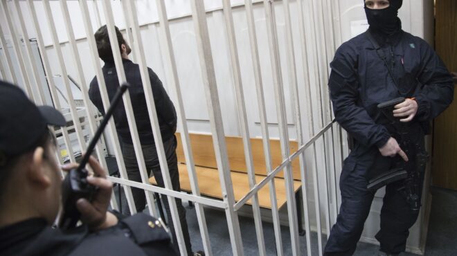 ουάσιγκτον-και-μόσχα-φέρονται-να-συζη-563926951