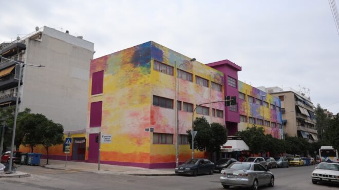 ενα-ποπ-αρτ-σχολείο-για-τους-μαθητές-τη-563902195