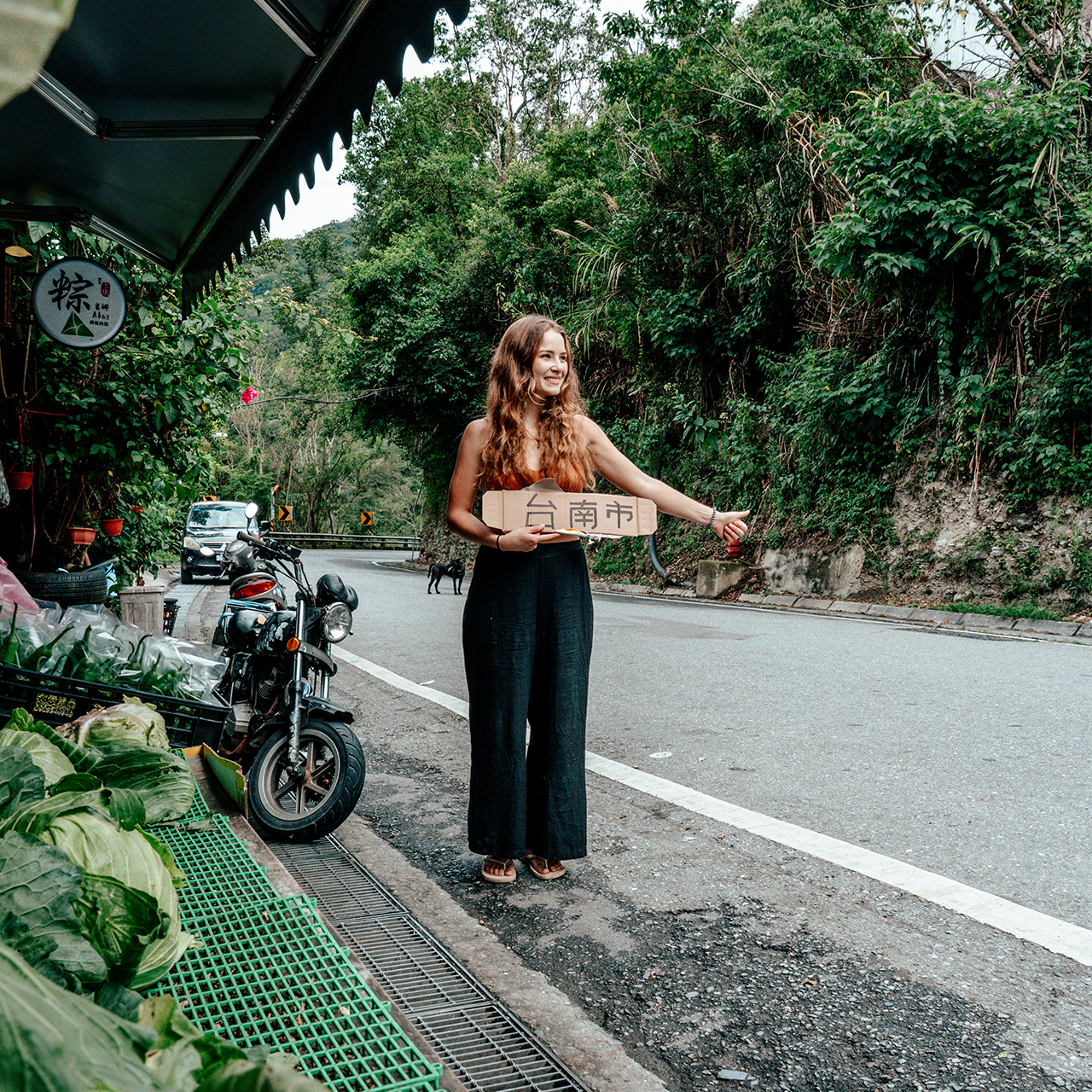 η-επιστροφή-του-ωτοστόπ-στην-εποχή-του-s-563942374