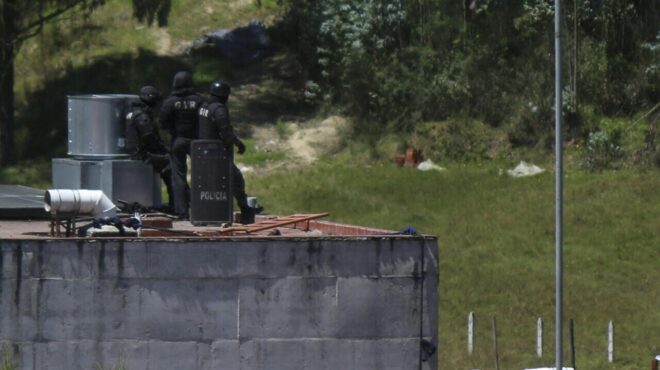 ισημερινός-τουλάχιστον-31-νεκροί-από-βί-563912161