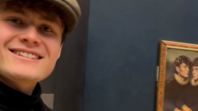 δύο-βέλγοι-tiktoker-εκθέτουν-ξανά-το-λούβρο-κ-563924959