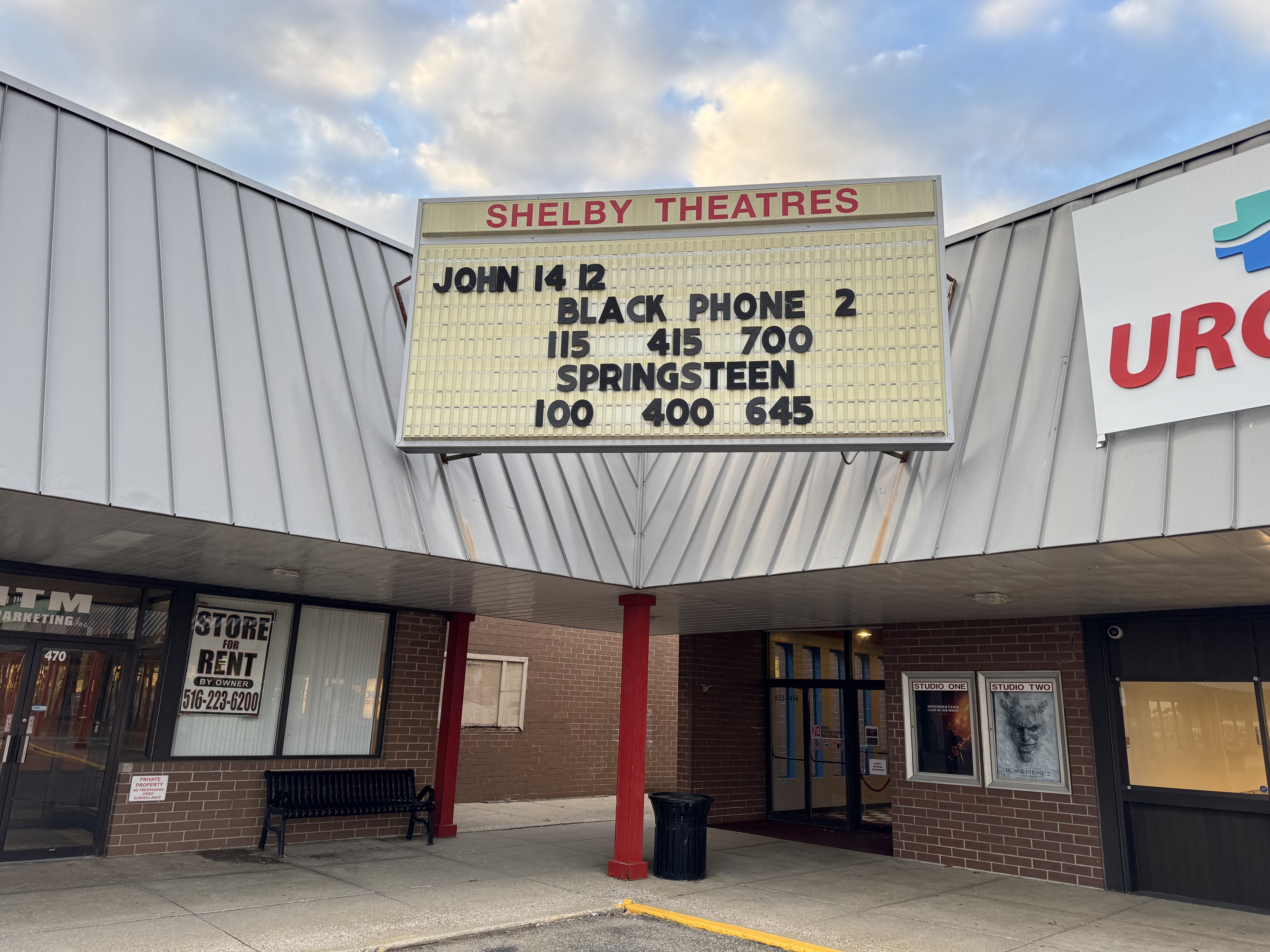 «Υπάρχουν μόνο τα φαντάσματά τους»-4