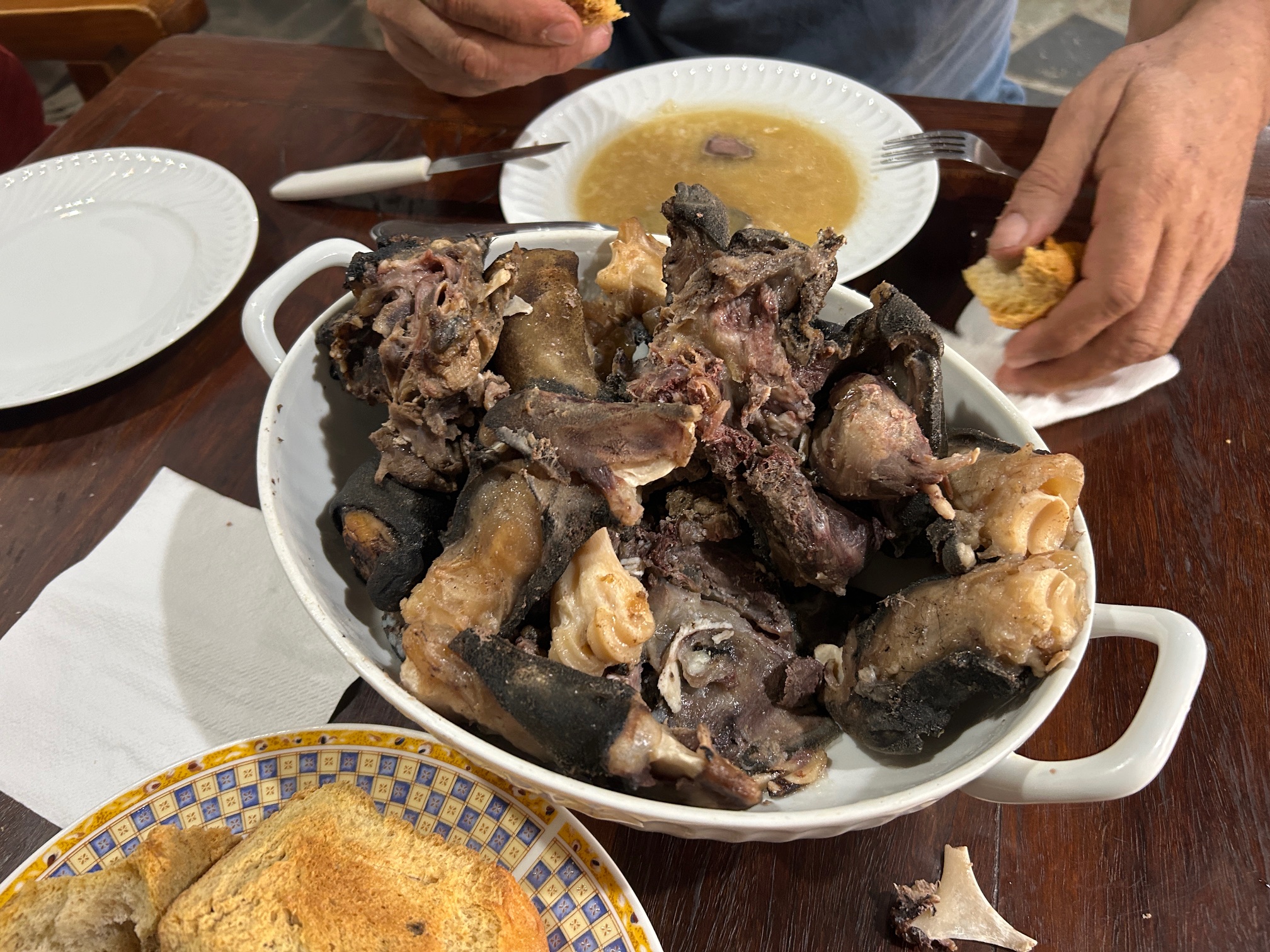 Τα σκοτεινά μονοπάτια της βεντέτας-5