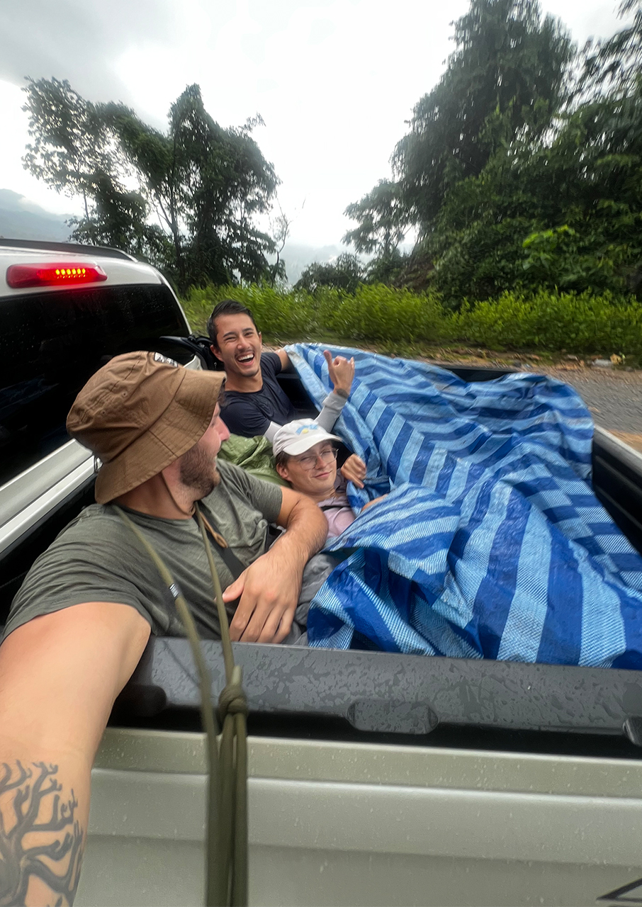 Η επιστροφή του ωτοστόπ στην εποχή του slow travel-1