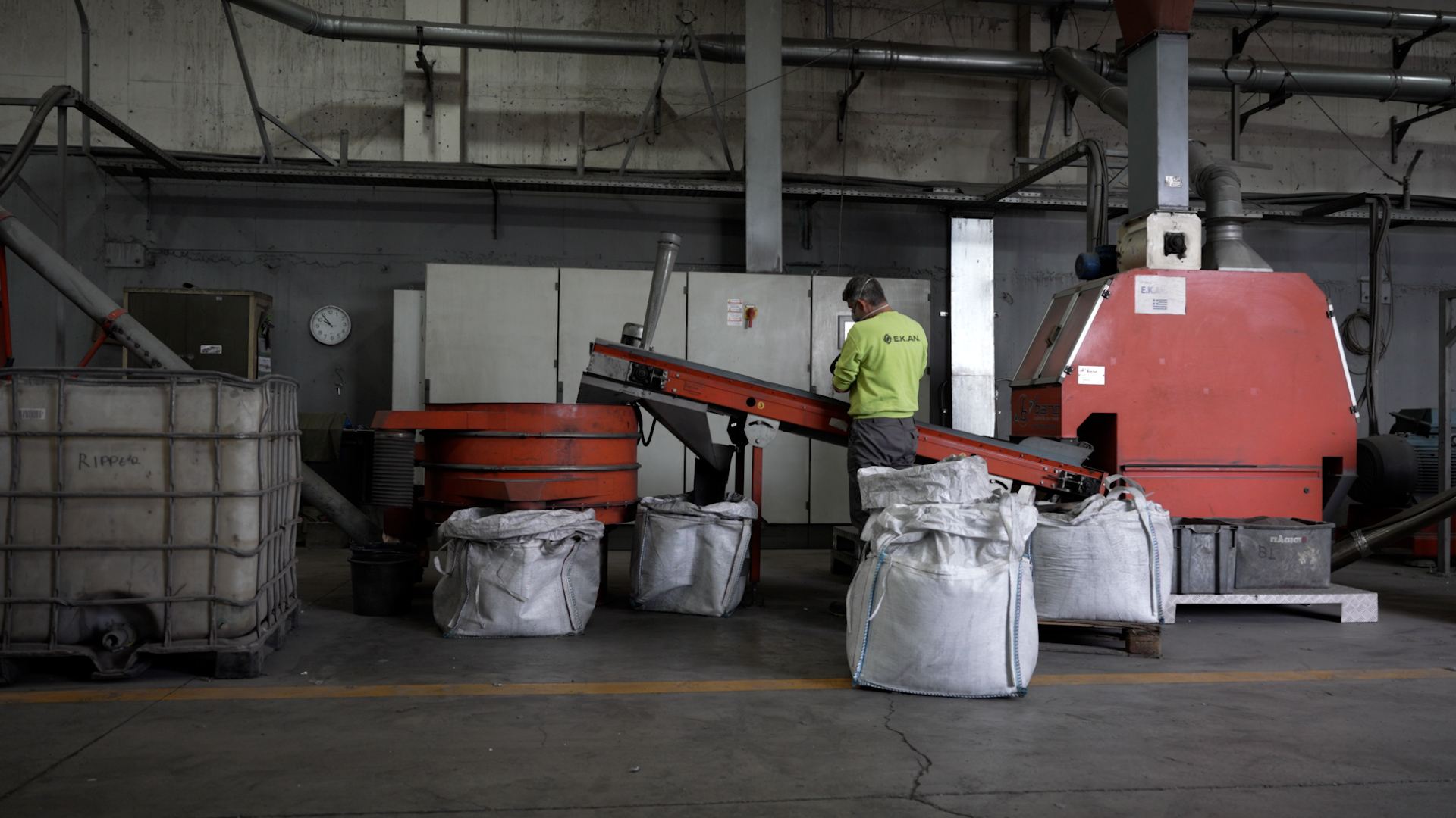 Η ΕΚΑΝ – Polygreen αλλάζει τα δεδομένα στην ανακύκλωση των ηλεκτρονικών τσιγάρων-1