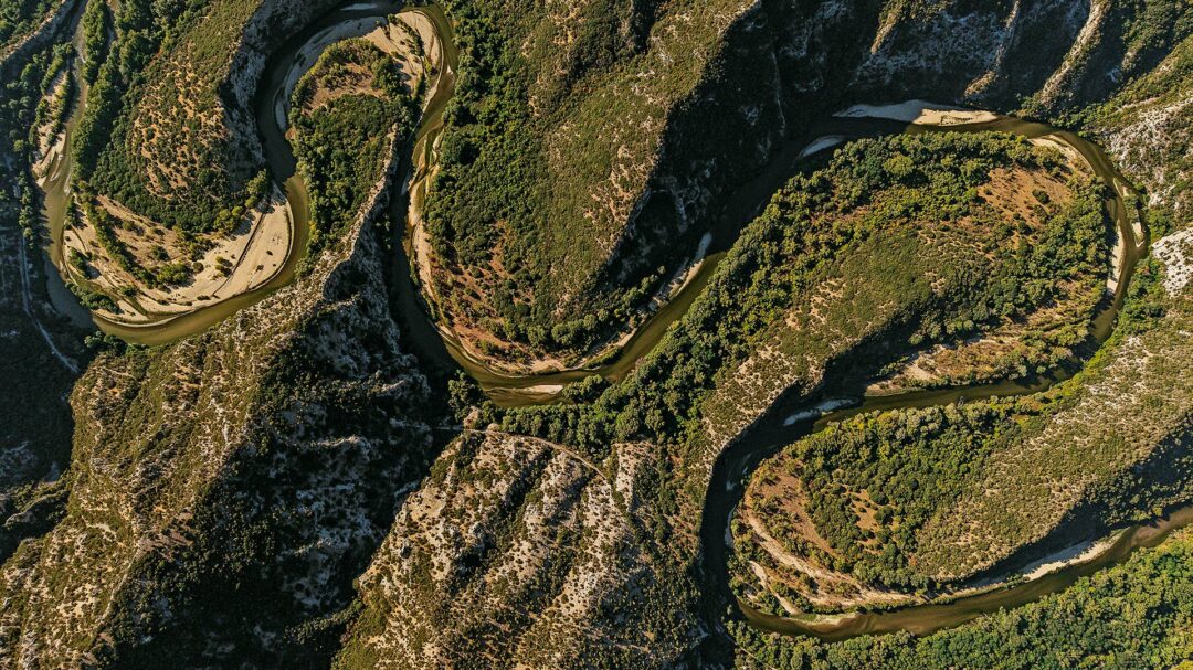 νέστος-ο-ζωντανός-ποταμός-της-θράκης-563912401