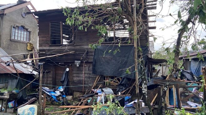 φιλιππίνες-πλημμύρες-από-τον-τυφώνα-κ-563901640