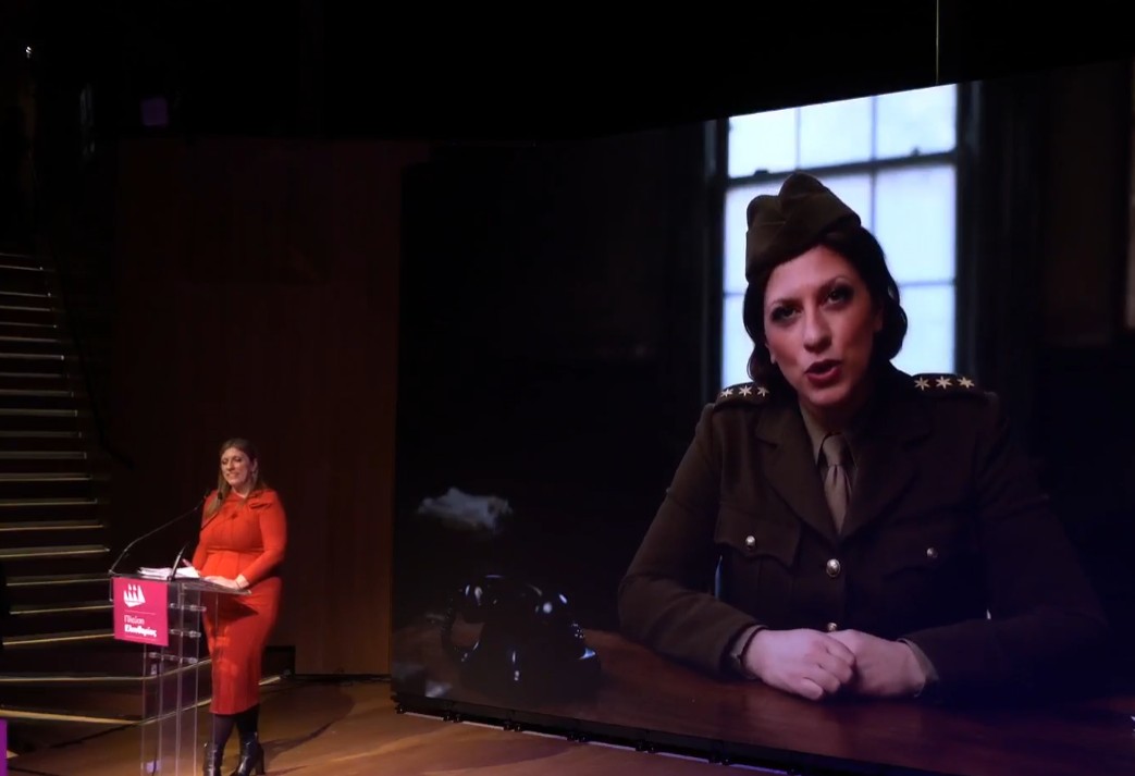 Το «Τα Πάντα Ολα» της Ζωής – ΑΙ μεταμορφώσεις και «ούτε Δεξιά ούτε Αριστερά»-3