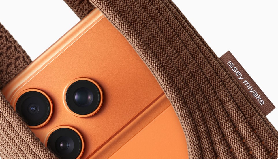 Η Apple λάνσαρε μία νέα θήκη που σχολιάστηκε περισσότερο και από τα iPhone-1