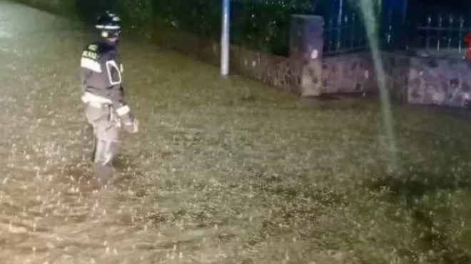 δύο-αγνοούμενοι-από-την-κακοκαιρία-στ-563924875