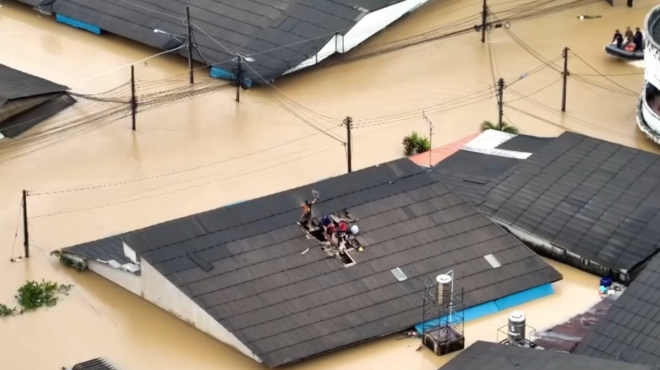 πλημμύρες-στην-ταϊλάνδη-δραματική-δι-563943976